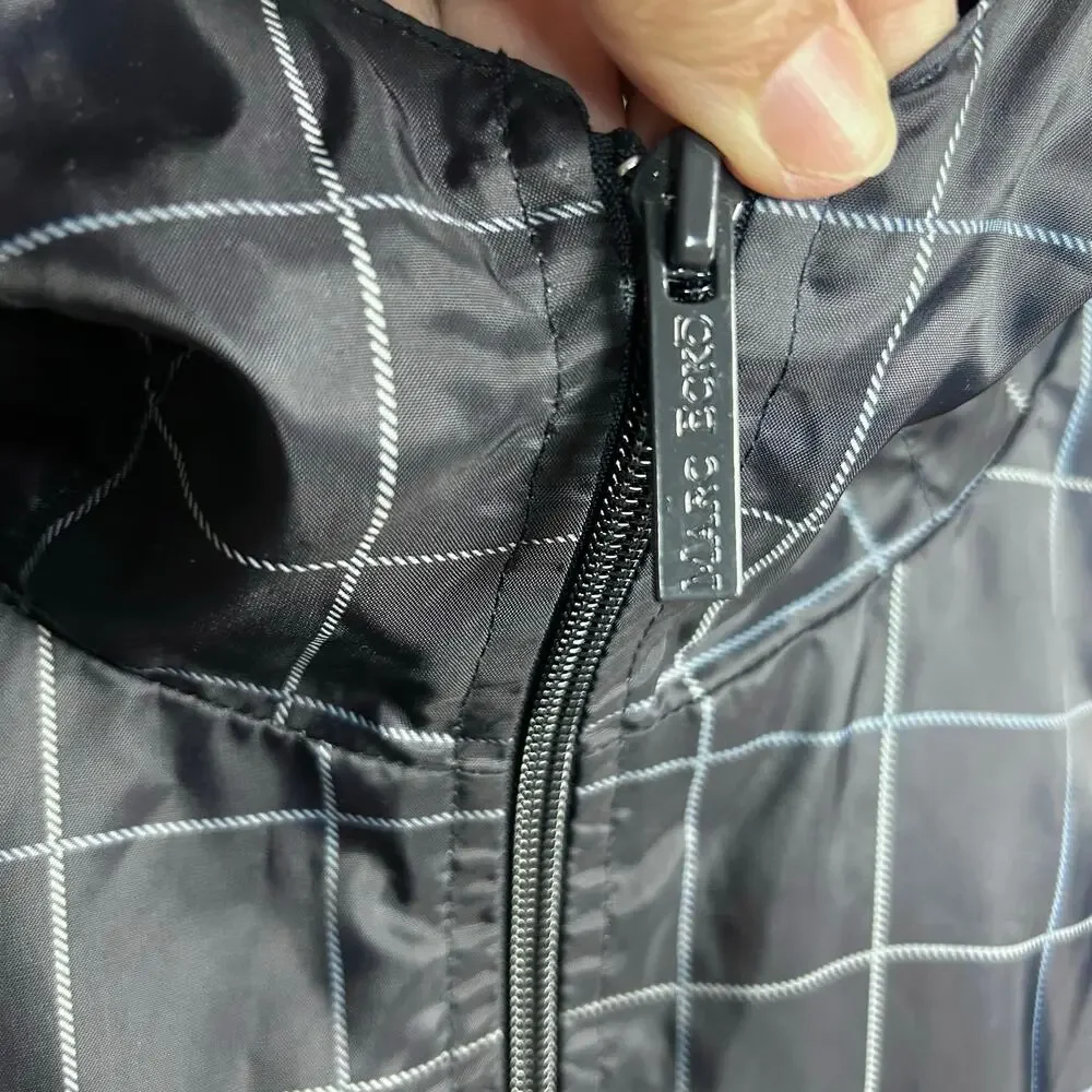 Marc Ecko excellent internal